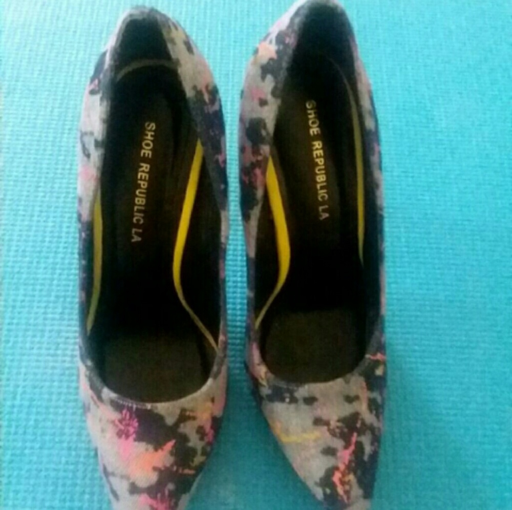 Brand New Shoe Republic LA heels